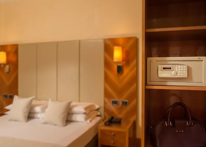 Hotel Sonya 3*