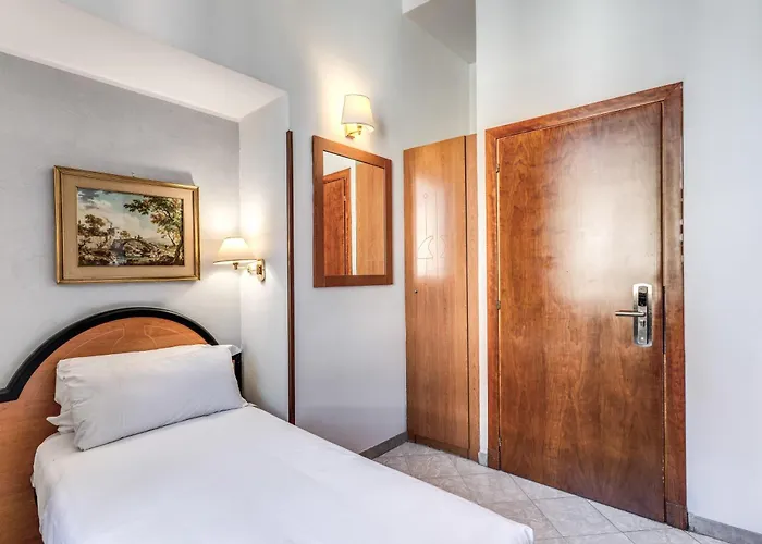 Sonya Hotel 3*